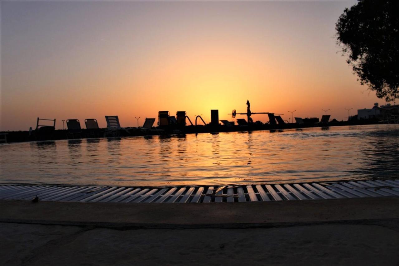 Cosea Living: Seaside 2 Bedroom Flat Kings Palace 209 Paphos Kültér fotó