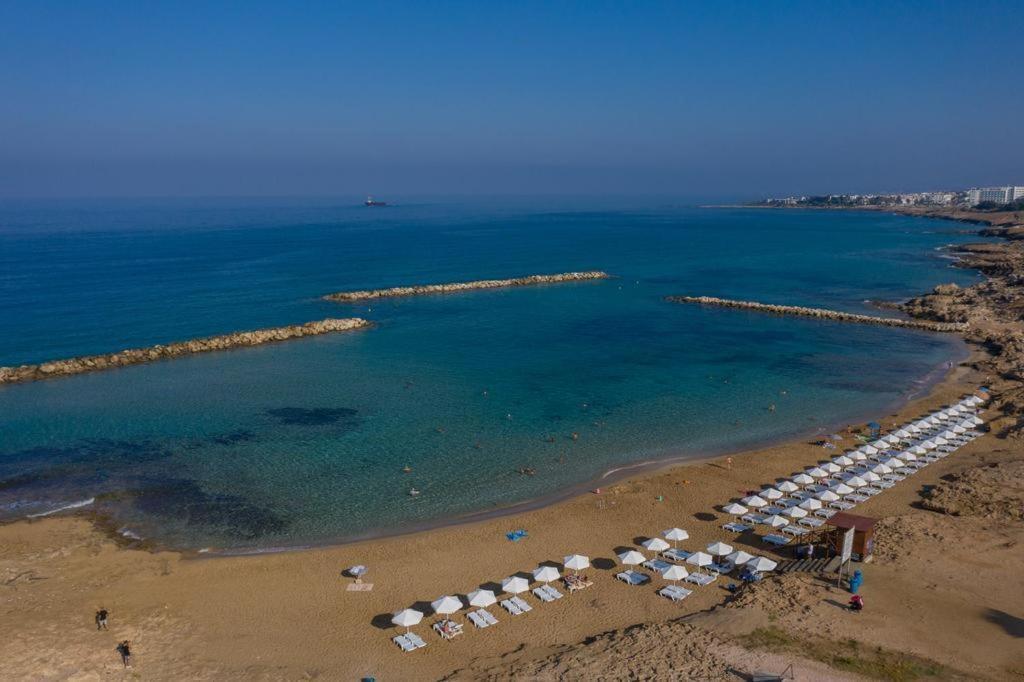 Cosea Living: Seaside 2 Bedroom Flat Kings Palace 209 Paphos Kültér fotó